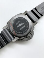Panerai Submersible PAM02231 Carbotech Watch 42MM(1;1 Super Clone) - Image 4
