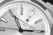Vacheron Constantin Overseas – Silver Dial, Black Rubber Strap, 41mm Stainless Steel Case - Image 6